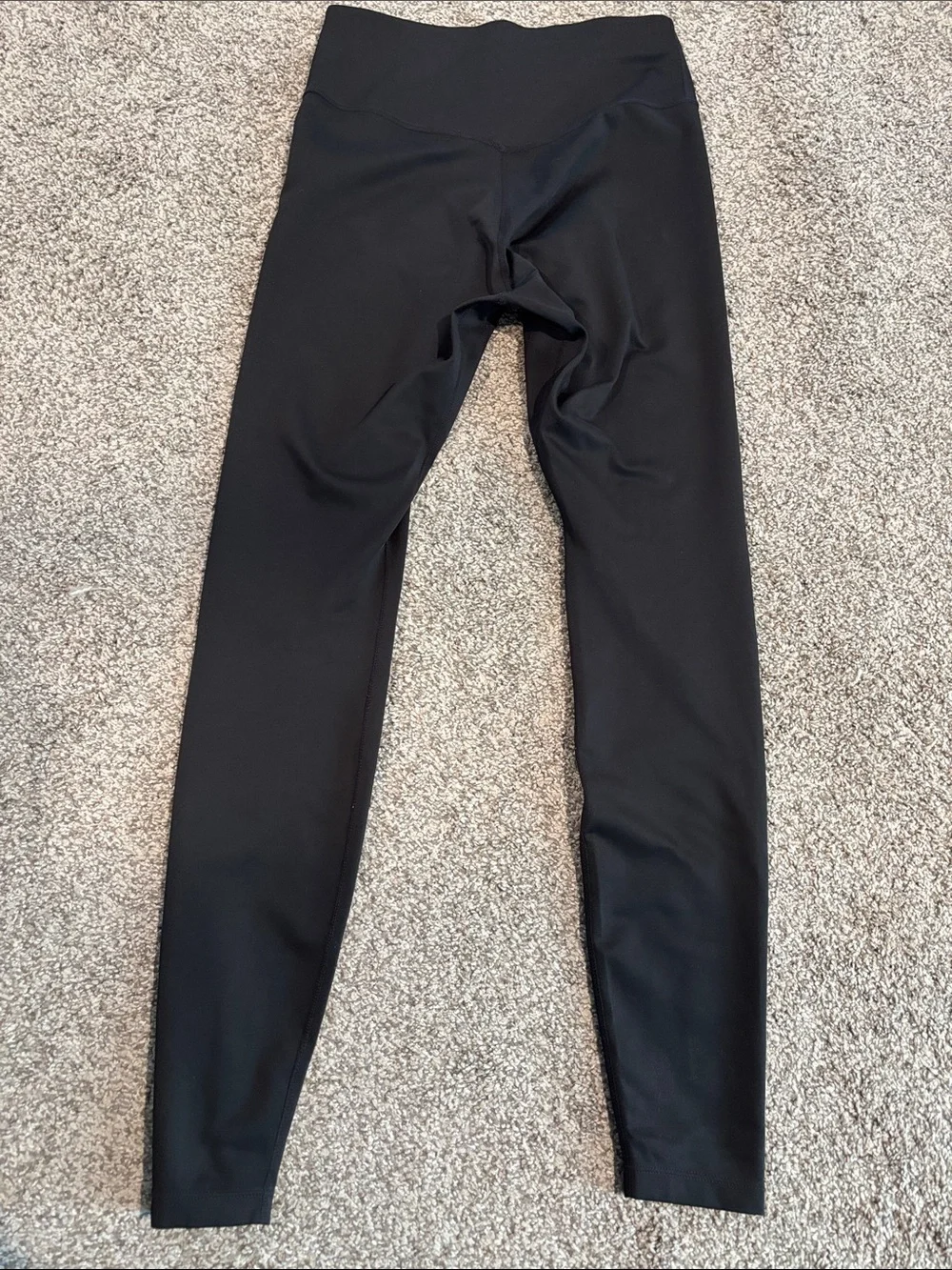 Nike Black High-Waist Performance Leggings with White Swoosh